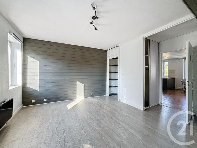 Appartement F2 à louer - 2 pièces - 43.0 m2 - TROYES - 10 - CHAMPAGNE-ARDENNE - Century 21 Martinot Immobilier
