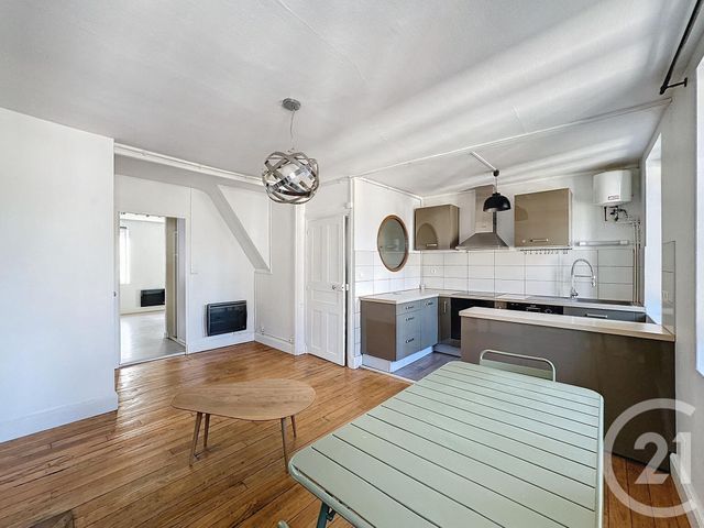 Appartement F2 à louer - 2 pièces - 43.0 m2 - TROYES - 10 - CHAMPAGNE-ARDENNE - Century 21 Martinot Immobilier