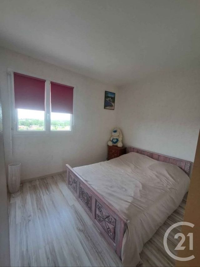 Appartement F3 à louer - 3 pièces - 62.58 m2 - LA CHAPELLE ST LUC - 10 - CHAMPAGNE-ARDENNE - Century 21 Martinot Immobilier