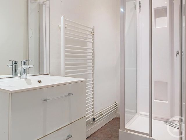 Appartement F3 à louer - 3 pièces - 48.27 m2 - STE SAVINE - 10 - CHAMPAGNE-ARDENNE - Century 21 Martinot Immobilier