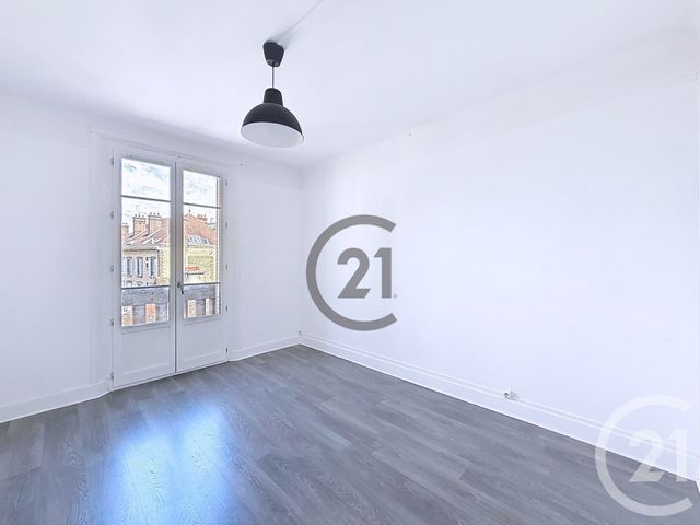Appartement T4 à louer - 4 pièces - 75.0 m2 - TROYES - 10 - CHAMPAGNE-ARDENNE - Century 21 Martinot Immobilier