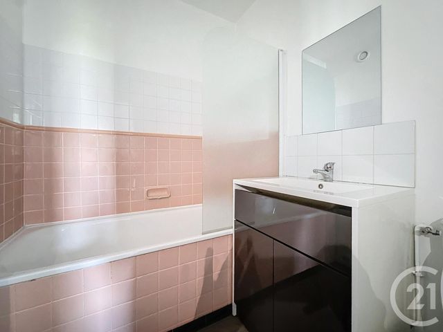 Appartement F2 à louer - 2 pièces - 43.26 m2 - TROYES - 10 - CHAMPAGNE-ARDENNE - Century 21 Martinot Immobilier