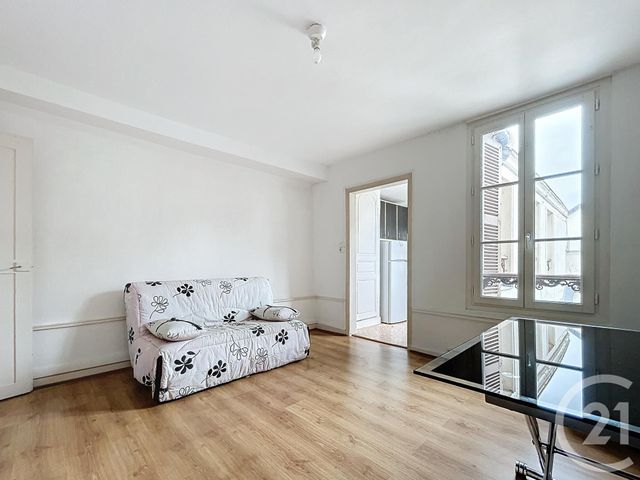 Appartement T1 à louer - 2 pièces - 48.0 m2 - TROYES - 10 - CHAMPAGNE-ARDENNE - Century 21 Martinot Immobilier