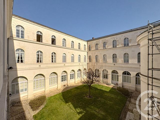 Appartement F2 à louer - 2 pièces - 55.8 m2 - TROYES - 10 - CHAMPAGNE-ARDENNE - Century 21 Martinot Immobilier