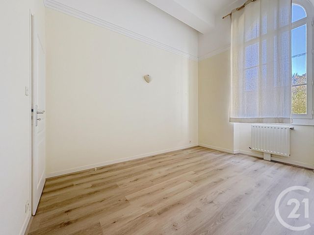 Appartement F2 à louer - 2 pièces - 55.8 m2 - TROYES - 10 - CHAMPAGNE-ARDENNE - Century 21 Martinot Immobilier