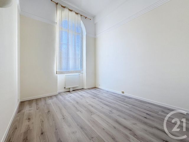 Appartement F2 à louer - 2 pièces - 55.8 m2 - TROYES - 10 - CHAMPAGNE-ARDENNE - Century 21 Martinot Immobilier