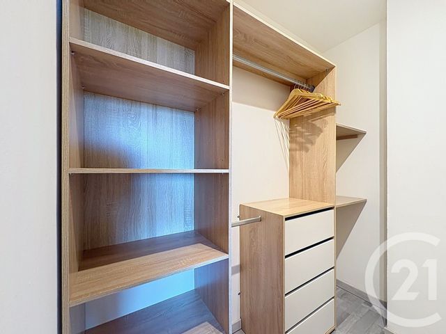 Appartement à vendre - 2 pièces - 35.74 m2 - LA CHAPELLE ST LUC - 10 - CHAMPAGNE-ARDENNE - Century 21 Martinot Immobilier