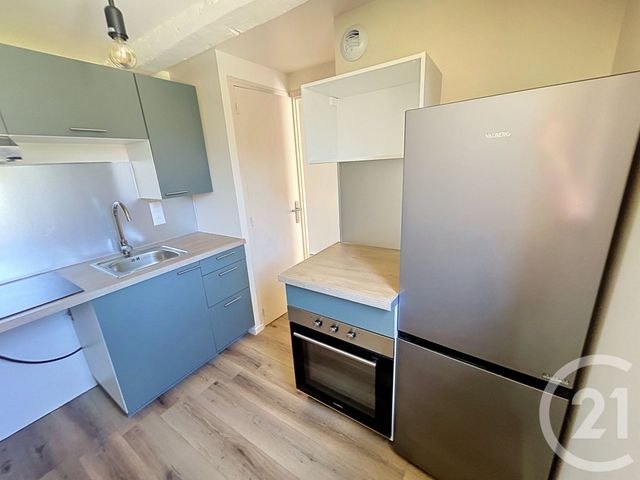 Appartement F2 bis à louer - 3 pièces - 53.5 m2 - TROYES - 10 - CHAMPAGNE-ARDENNE - Century 21 Martinot Immobilier