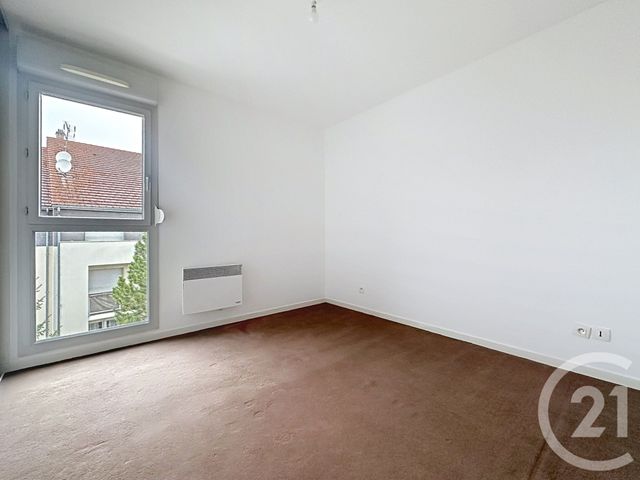 Appartement T3 à vendre - 3 pièces - 65.0 m2 - TROYES - 10 - CHAMPAGNE-ARDENNE - Century 21 Martinot Immobilier