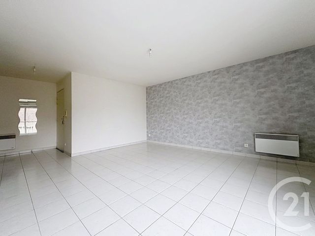 Appartement T3 à vendre - 3 pièces - 65.0 m2 - TROYES - 10 - CHAMPAGNE-ARDENNE - Century 21 Martinot Immobilier