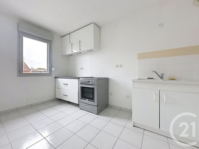 Appartement T3 à vendre - 3 pièces - 65.0 m2 - TROYES - 10 - CHAMPAGNE-ARDENNE - Century 21 Martinot Immobilier