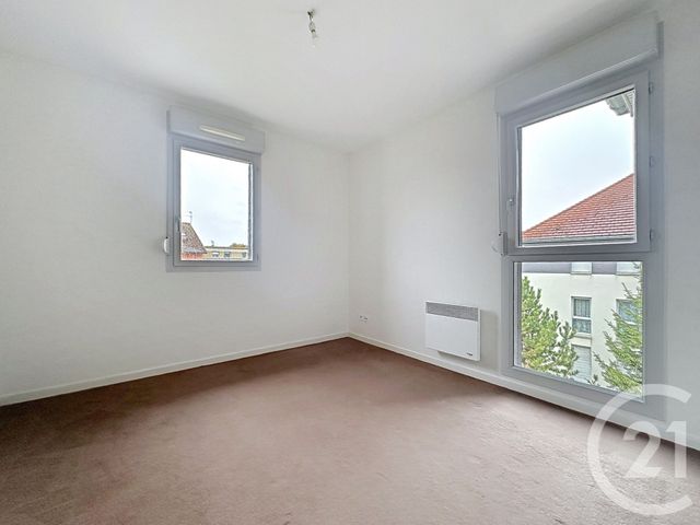 Appartement T3 à vendre - 3 pièces - 65.0 m2 - TROYES - 10 - CHAMPAGNE-ARDENNE - Century 21 Martinot Immobilier