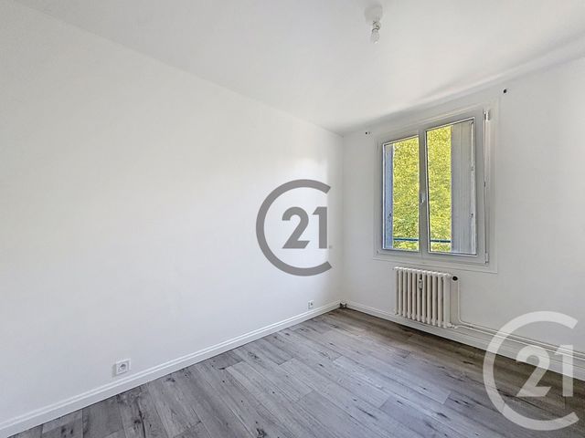 Appartement T3 à vendre - 3 pièces - 57.5 m2 - TROYES - 10 - CHAMPAGNE-ARDENNE - Century 21 Martinot Immobilier