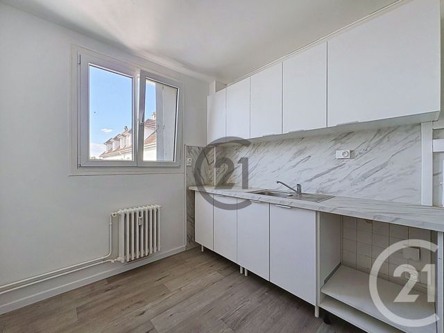 Appartement T3 à vendre - 3 pièces - 57.5 m2 - TROYES - 10 - CHAMPAGNE-ARDENNE - Century 21 Martinot Immobilier