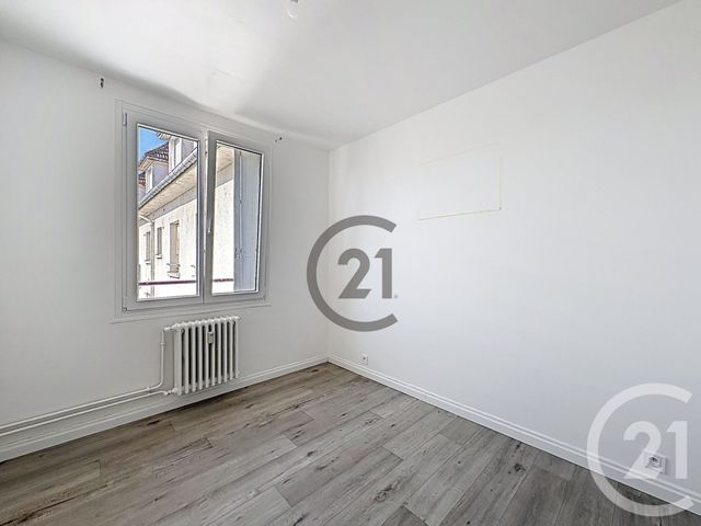 Appartement T3 à vendre - 3 pièces - 57.5 m2 - TROYES - 10 - CHAMPAGNE-ARDENNE - Century 21 Martinot Immobilier
