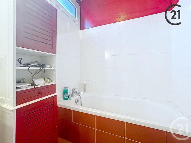 Appartement T2 à vendre - 2 pièces - 46.0 m2 - TROYES - 10 - CHAMPAGNE-ARDENNE - Century 21 Martinot Immobilier