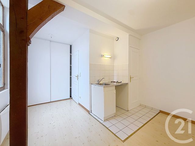 Appartement F1 à vendre - 1 pièce - 20.28 m2 - TROYES - 10 - CHAMPAGNE-ARDENNE - Century 21 Martinot Immobilier