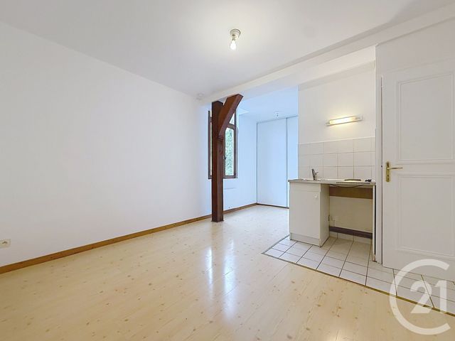 Appartement F1 à vendre - 1 pièce - 20.28 m2 - TROYES - 10 - CHAMPAGNE-ARDENNE - Century 21 Martinot Immobilier