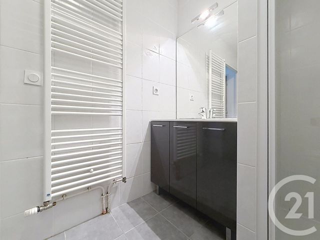 Appartement T2 à louer - 2 pièces - 46.7 m2 - TROYES - 10 - CHAMPAGNE-ARDENNE - Century 21 Martinot Immobilier