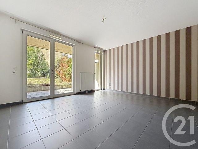 Appartement T2 à louer - 2 pièces - 46.7 m2 - TROYES - 10 - CHAMPAGNE-ARDENNE - Century 21 Martinot Immobilier