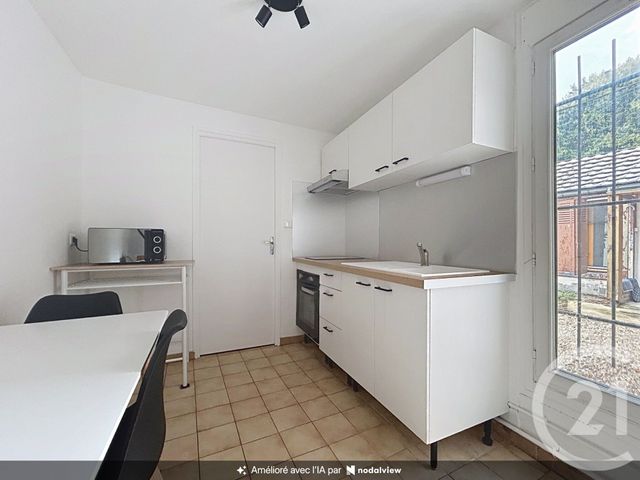 Appartement F1 à louer - 1 pièce - 30.7 m2 - TROYES - 10 - CHAMPAGNE-ARDENNE - Century 21 Martinot Immobilier
