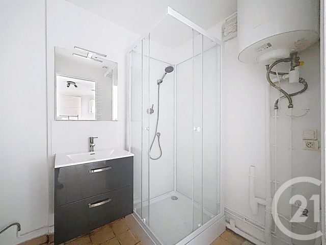 Appartement F1 à louer - 1 pièce - 30.7 m2 - TROYES - 10 - CHAMPAGNE-ARDENNE - Century 21 Martinot Immobilier