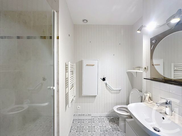 maison à vendre - 6 pièces - 117.0 m2 - ST ANDRE LES VERGERS - 10 - CHAMPAGNE-ARDENNE - Century 21 Martinot Immobilier