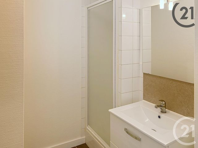 Appartement F2 à louer - 2 pièces - 53.76 m2 - TROYES - 10 - CHAMPAGNE-ARDENNE - Century 21 Martinot Immobilier