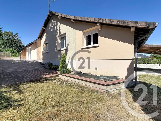 maison à vendre - 6 pièces - 125.0 m2 - ST JULIEN LES VILLAS - 10 - CHAMPAGNE-ARDENNE - Century 21 Martinot Immobilier
