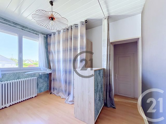 maison à vendre - 6 pièces - 125.0 m2 - ST JULIEN LES VILLAS - 10 - CHAMPAGNE-ARDENNE - Century 21 Martinot Immobilier