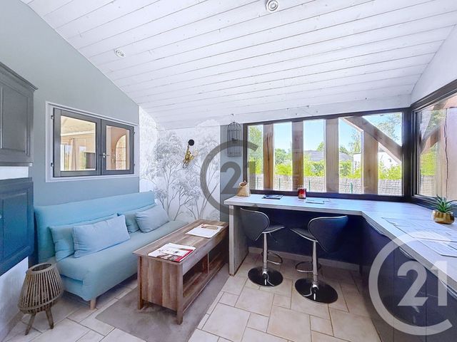 maison à vendre - 6 pièces - 125.0 m2 - ST JULIEN LES VILLAS - 10 - CHAMPAGNE-ARDENNE - Century 21 Martinot Immobilier