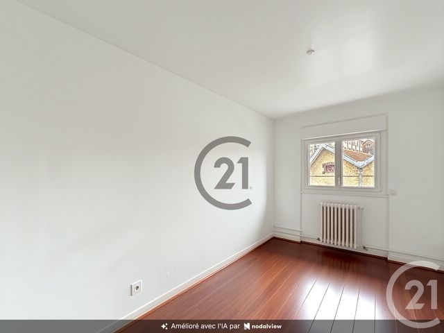 Appartement T3 à vendre - 3 pièces - 61.0 m2 - TROYES - 10 - CHAMPAGNE-ARDENNE - Century 21 Martinot Immobilier