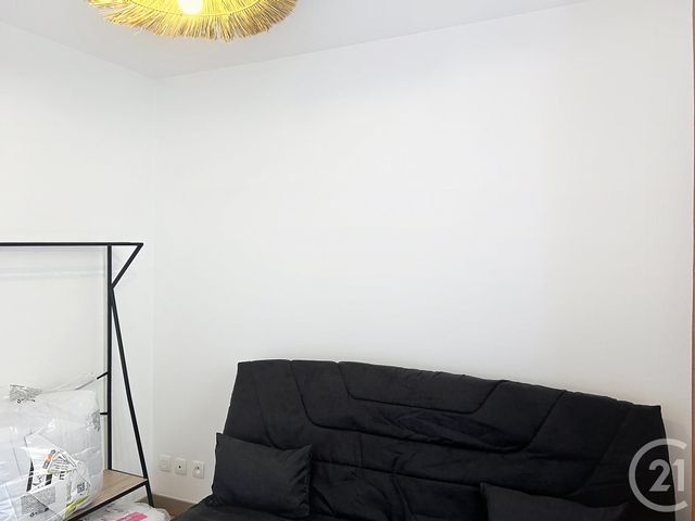 Appartement F3 à louer - 3 pièces - 55.52 m2 - STE SAVINE - 10 - CHAMPAGNE-ARDENNE - Century 21 Martinot Immobilier