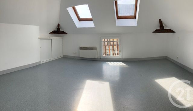 Appartement Studio à louer - 1 pièce - 15.04 m2 - TROYES - 10 - CHAMPAGNE-ARDENNE - Century 21 Martinot Immobilier