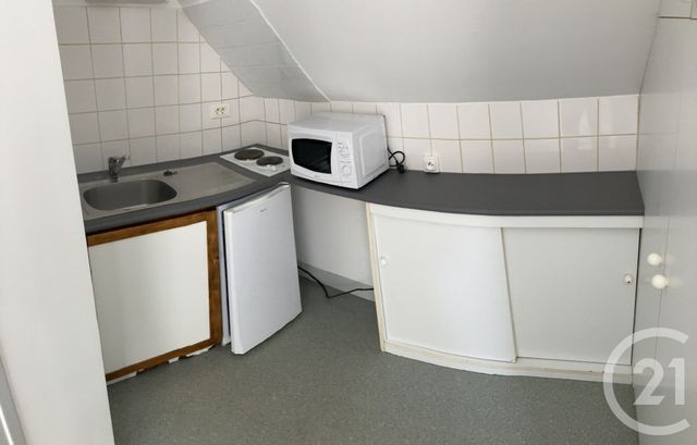 Appartement Studio à louer - 1 pièce - 15.04 m2 - TROYES - 10 - CHAMPAGNE-ARDENNE - Century 21 Martinot Immobilier
