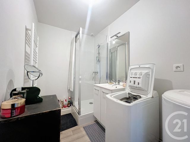 Appartement T3 à louer - 3 pièces - 63.5 m2 - TROYES - 10 - CHAMPAGNE-ARDENNE - Century 21 Martinot Immobilier