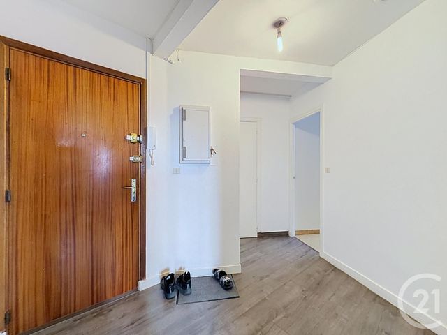 Appartement à vendre - 2 pièces - 51.46 m2 - ST ANDRE LES VERGERS - 10 - CHAMPAGNE-ARDENNE - Century 21 Martinot Immobilier