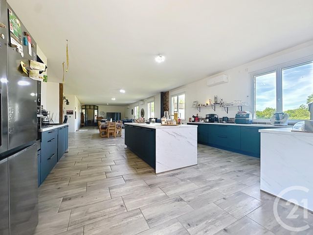 maison à vendre - 5 pièces - 239.0 m2 - MESNIL ST PERE - 10 - CHAMPAGNE-ARDENNE - Century 21 Martinot Immobilier