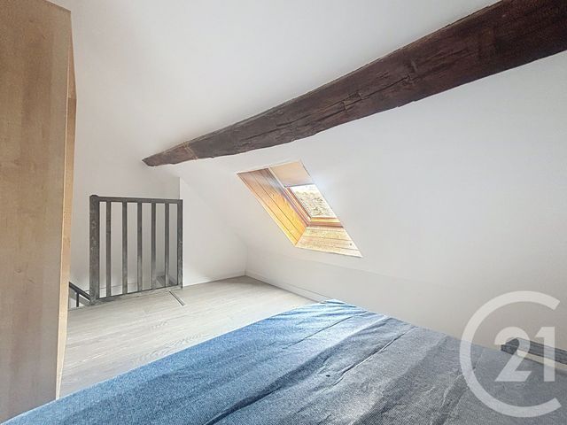 Appartement F1 bis à louer - 2 pièces - 17.96 m2 - TROYES - 10 - CHAMPAGNE-ARDENNE - Century 21 Martinot Immobilier