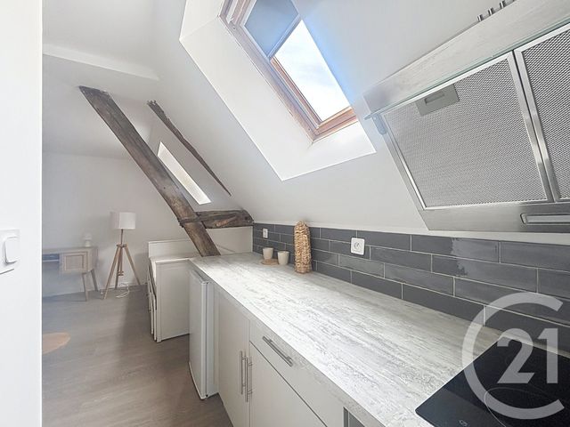 Appartement Studio à louer - 1 pièce - 21.66 m2 - TROYES - 10 - CHAMPAGNE-ARDENNE - Century 21 Martinot Immobilier