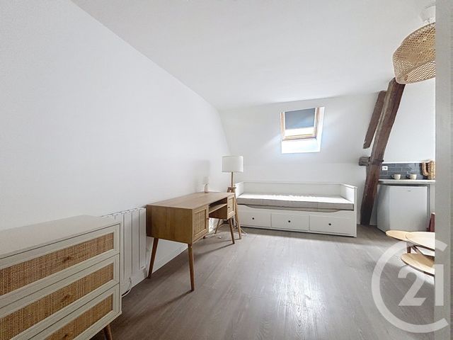 Appartement Studio à louer - 1 pièce - 21.66 m2 - TROYES - 10 - CHAMPAGNE-ARDENNE - Century 21 Martinot Immobilier