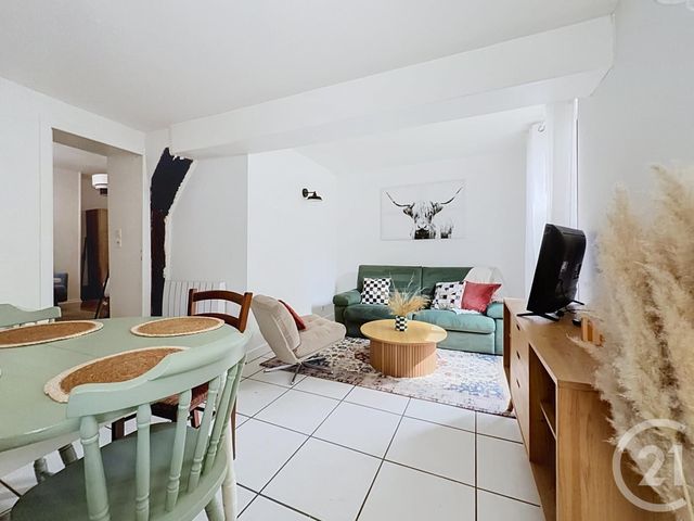 Appartement T2 à louer - 2 pièces - 35.06 m2 - TROYES - 10 - CHAMPAGNE-ARDENNE - Century 21 Martinot Immobilier