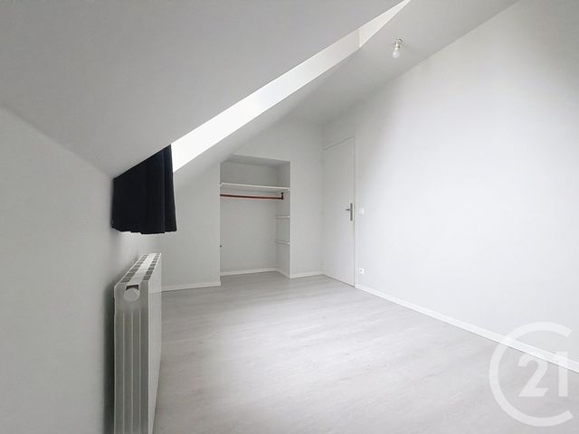 Appartement F2 à louer - 2 pièces - 24.0 m2 - TROYES - 10 - CHAMPAGNE-ARDENNE - Century 21 Martinot Immobilier