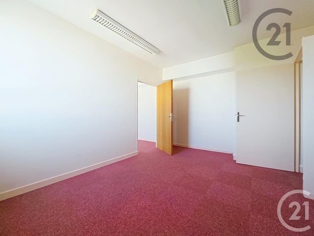 Appartement F2 à vendre - 2 pièces - 60.0 m2 - TROYES - 10 - CHAMPAGNE-ARDENNE - Century 21 Martinot Immobilier