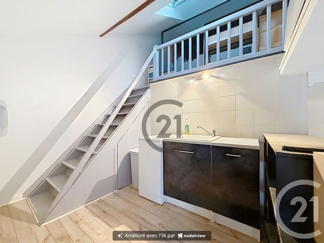 Appartement T2 à vendre - 2 pièces - 27.0 m2 - TROYES - 10 - CHAMPAGNE-ARDENNE - Century 21 Martinot Immobilier