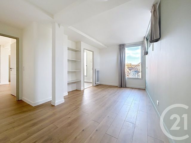 Appartement F2 à louer - 2 pièces - 45.17 m2 - TROYES - 10 - CHAMPAGNE-ARDENNE - Century 21 Martinot Immobilier