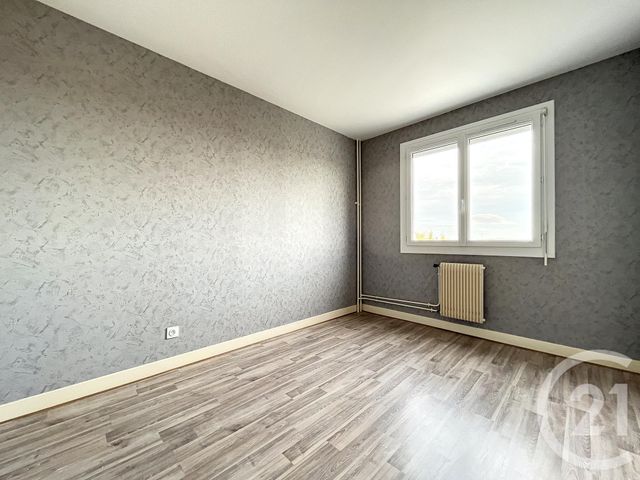 Appartement F3 à louer - 3 pièces - 66.5 m2 - TROYES - 10 - CHAMPAGNE-ARDENNE - Century 21 Martinot Immobilier