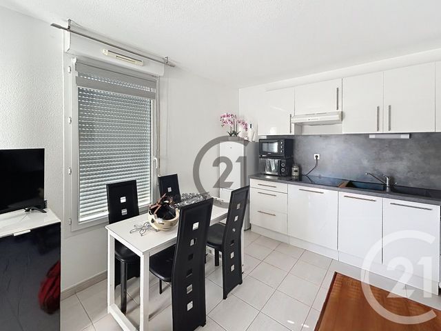 Appartement T2 à vendre - 2 pièces - 39.0 m2 - TROYES - 10 - CHAMPAGNE-ARDENNE - Century 21 Martinot Immobilier