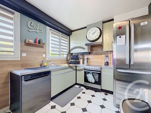 maison à vendre - 6 pièces - 103.77 m2 - ST ANDRE LES VERGERS - 10 - CHAMPAGNE-ARDENNE - Century 21 Martinot Immobilier