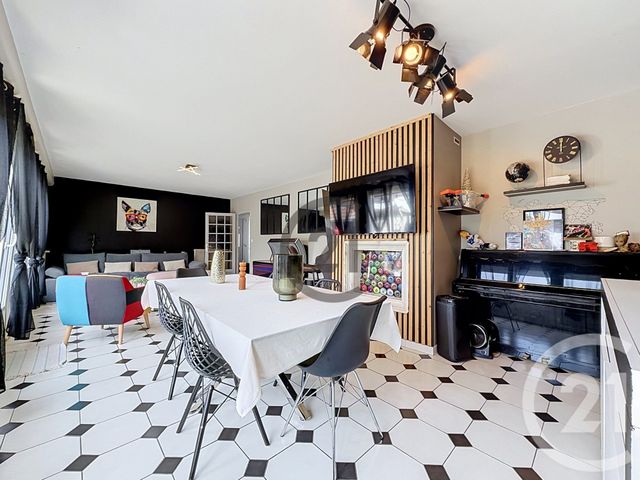 maison à vendre - 6 pièces - 103.77 m2 - ST ANDRE LES VERGERS - 10 - CHAMPAGNE-ARDENNE - Century 21 Martinot Immobilier